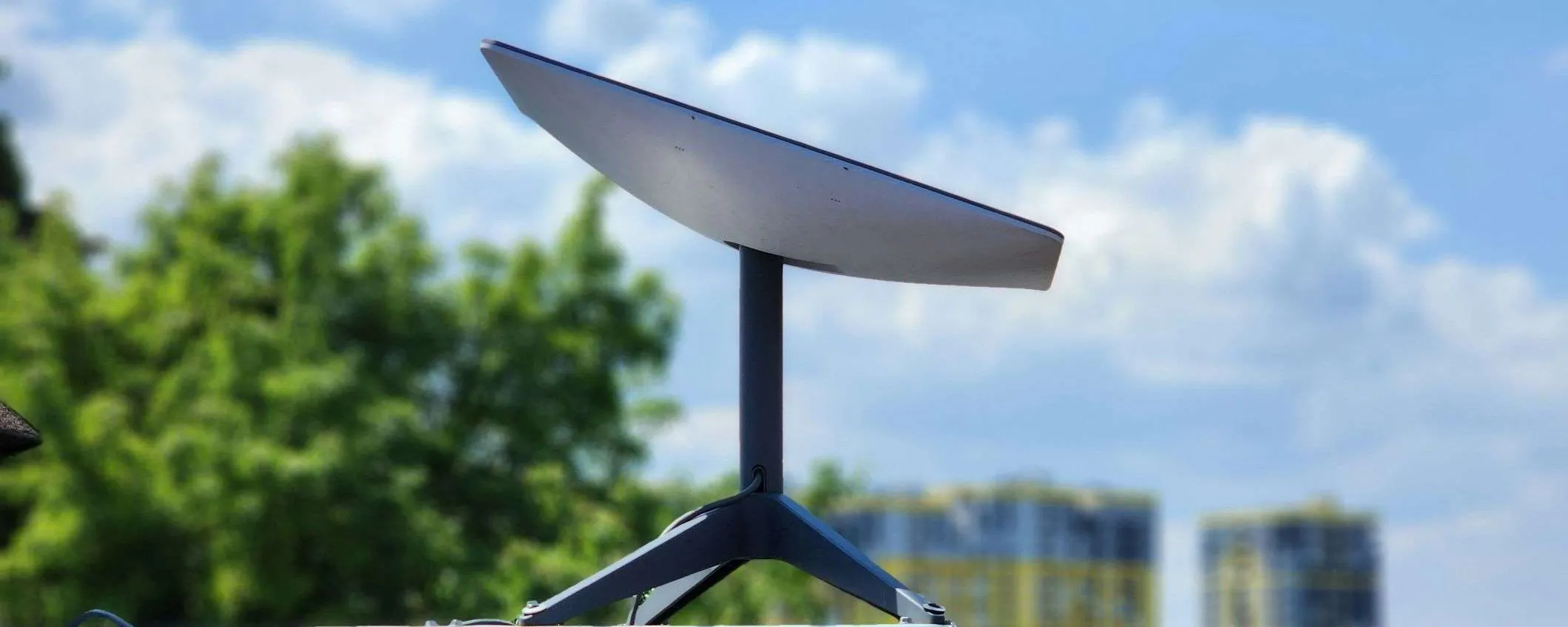 Starlink Mini potrebbe diventare davvero portatile: spunta una versione con batteria integrata