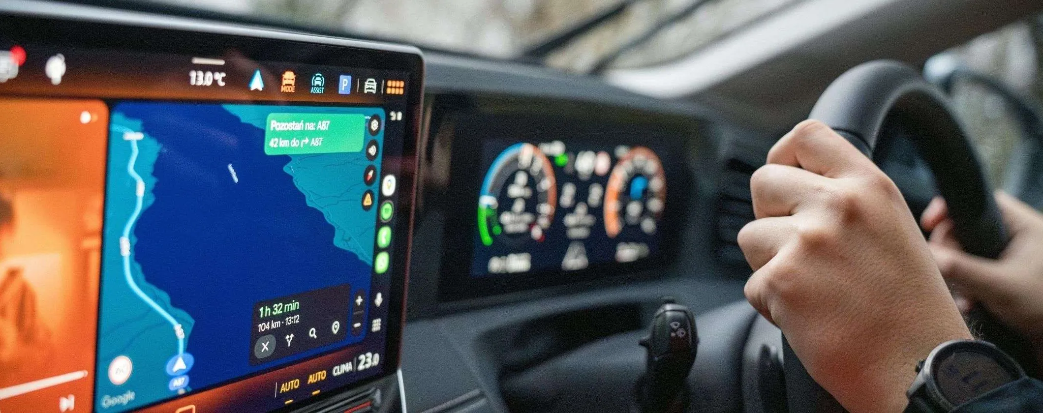 Attacchi auto 2026: come i cybercriminali possono prendere il controllo del tuo veicolo