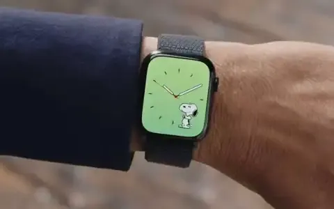 Apple watch luce sales verde sempre accesa