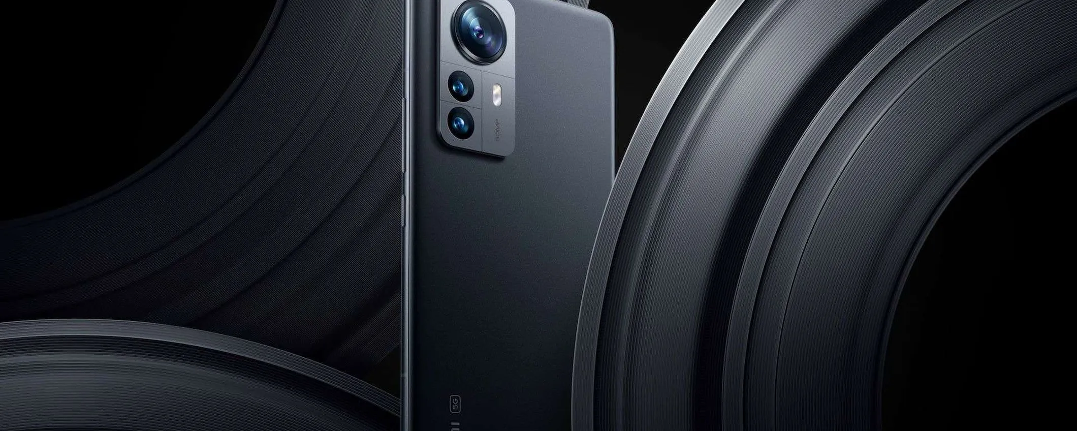 Xiaomi 12 in offerta su Amazon a 418€:  è il mid-range da comprare