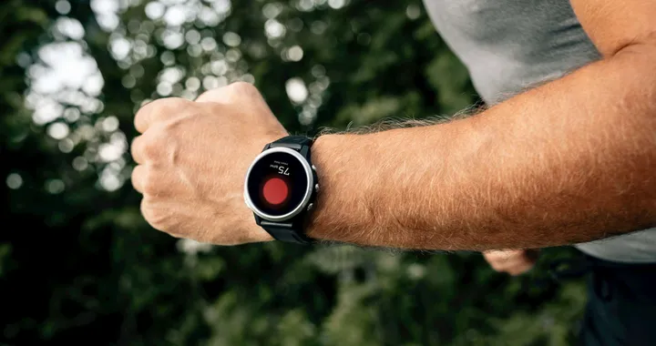 Wear OS 7 porta i widget sugli smartwatch: il polso diventa più utile
